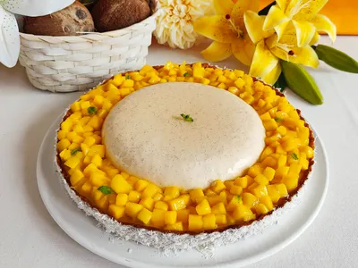 Coconut mango tart