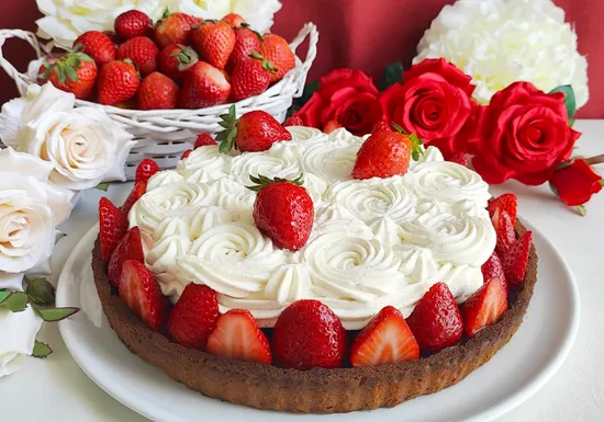 Strawberry almond tart