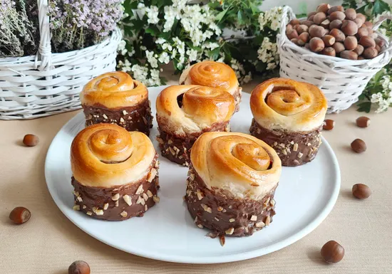 Brioche with hazelnut cream