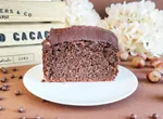 /assets/images/recipes/chocolate-hazelnut-travel-cake/2.webp