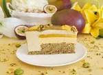 /assets/images/recipes/pistachio-mango-entremet/2.webp