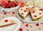 /assets/images/recipes/peach-raspberry-pistachio-cake/3.webp
