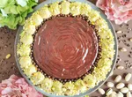 /assets/images/recipes/pistachio-chocolate-cake/4.webp