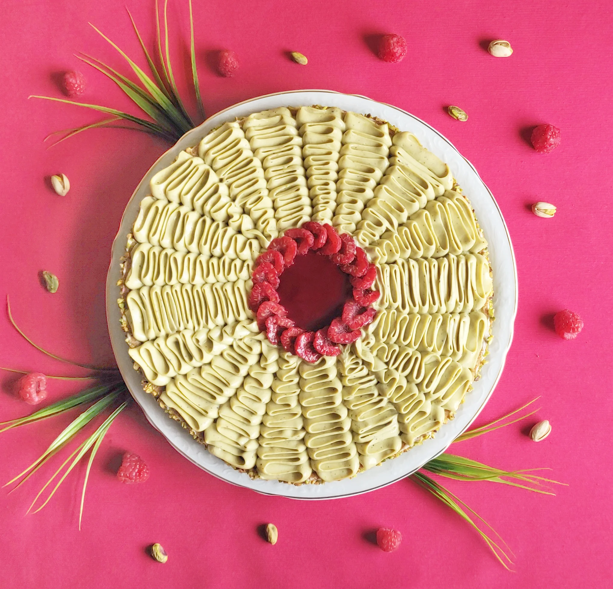 raspberry-pistachio-tart