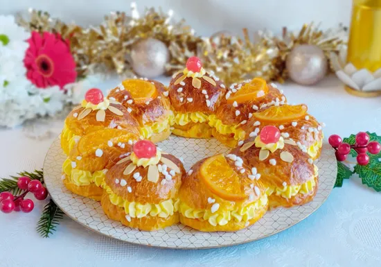 King's cake crown