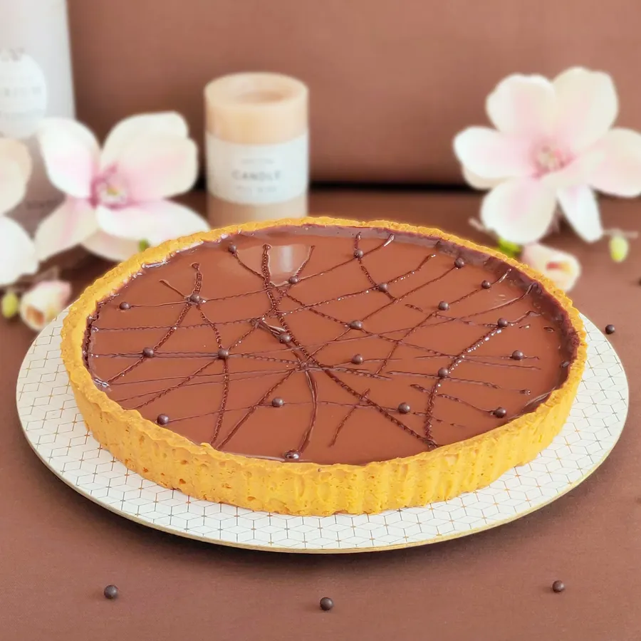Chocolate tart