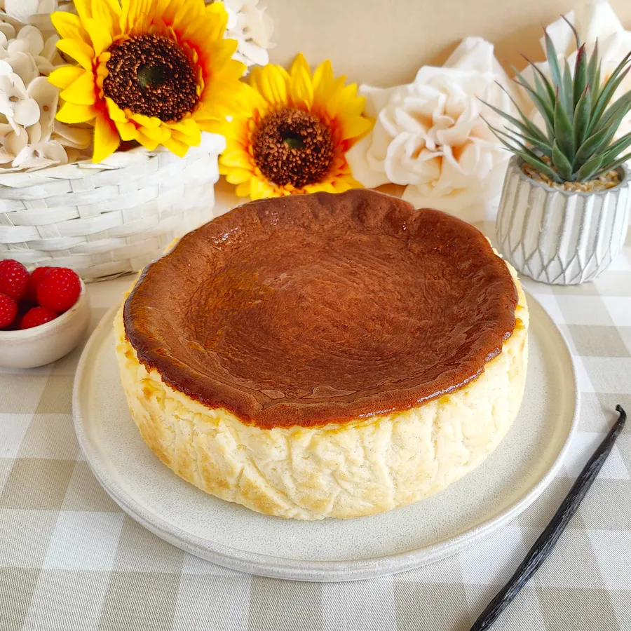 Burnt basque cheesecake