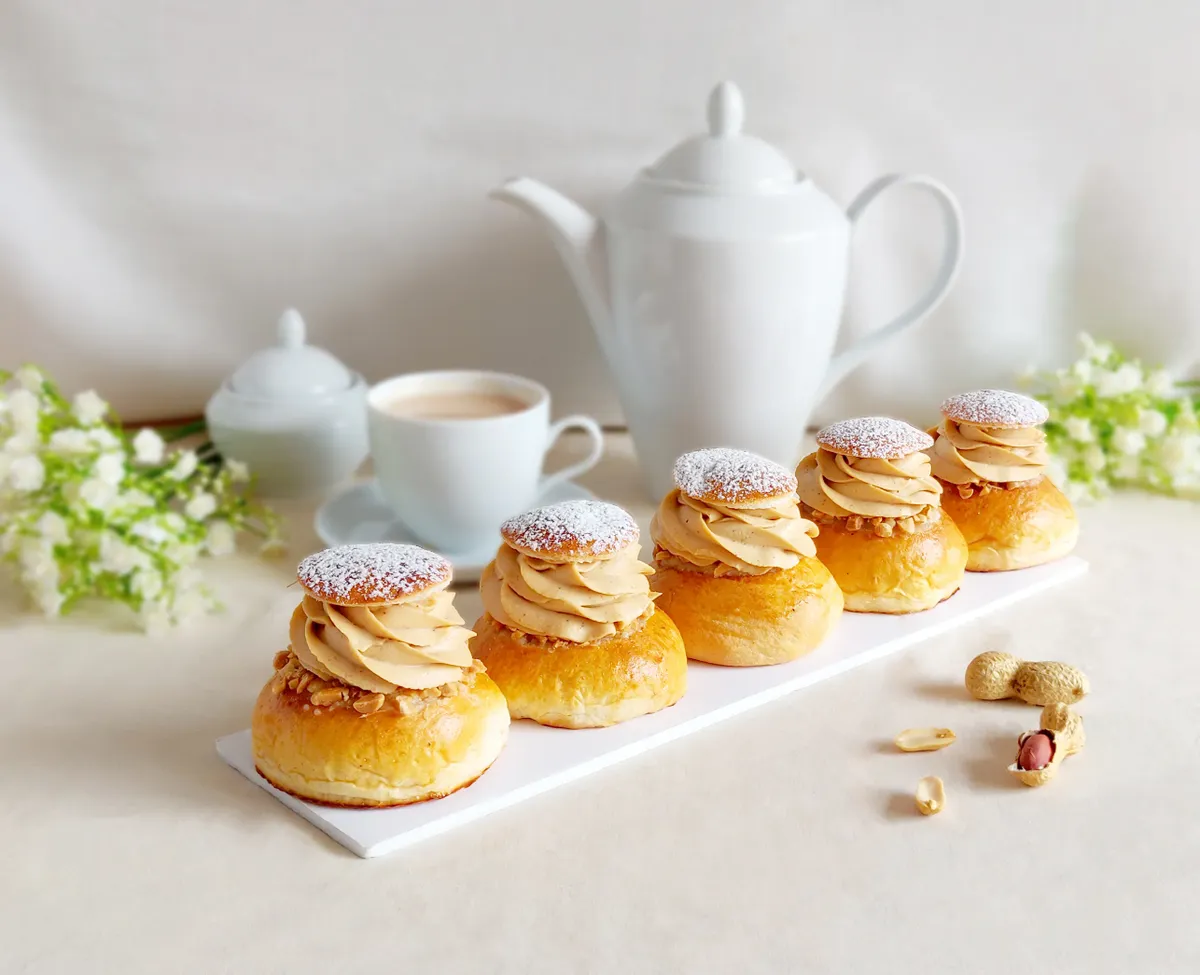 /assets/images/recipes/semlor/3.webp