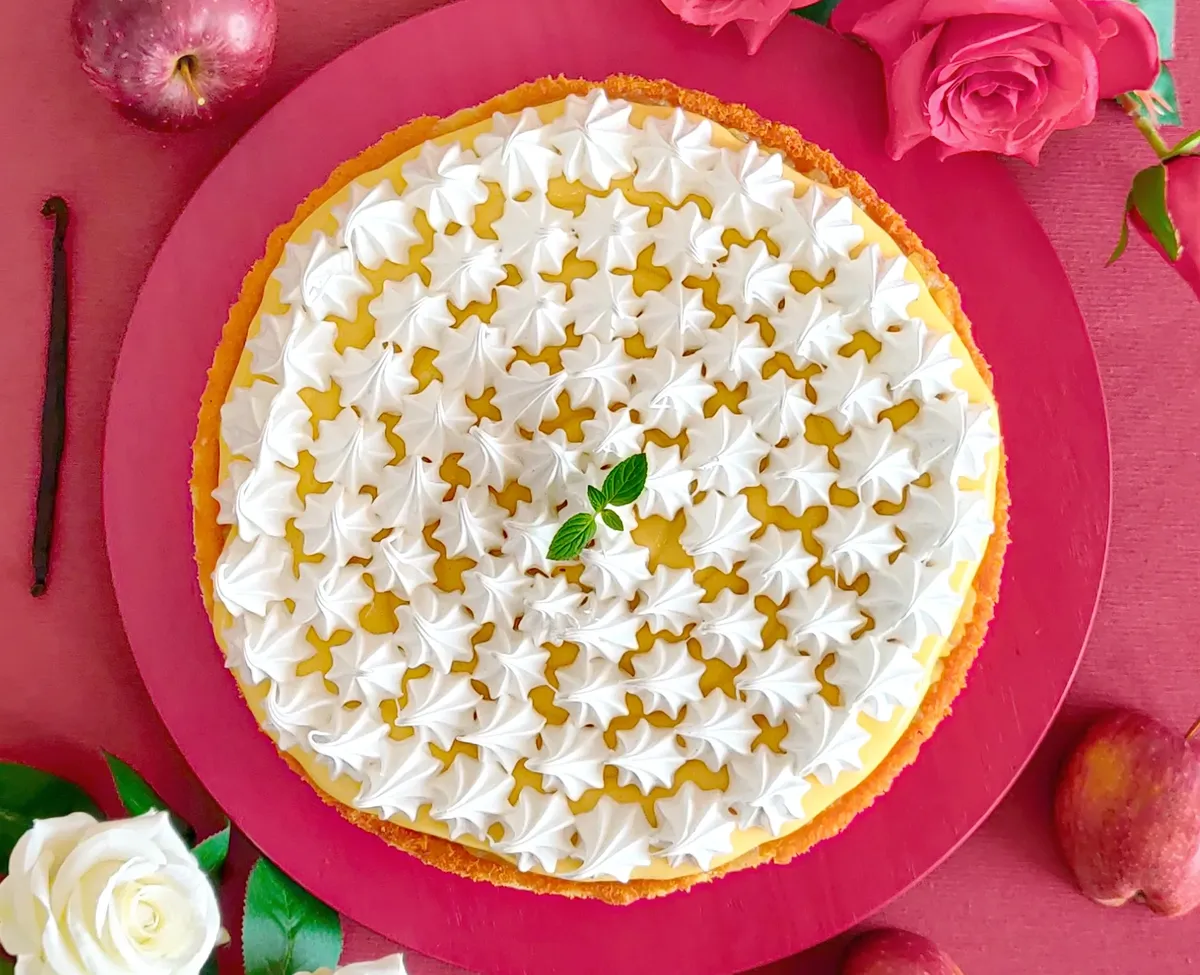 /assets/images/recipes/aunt-genara-apple-cake/4.webp